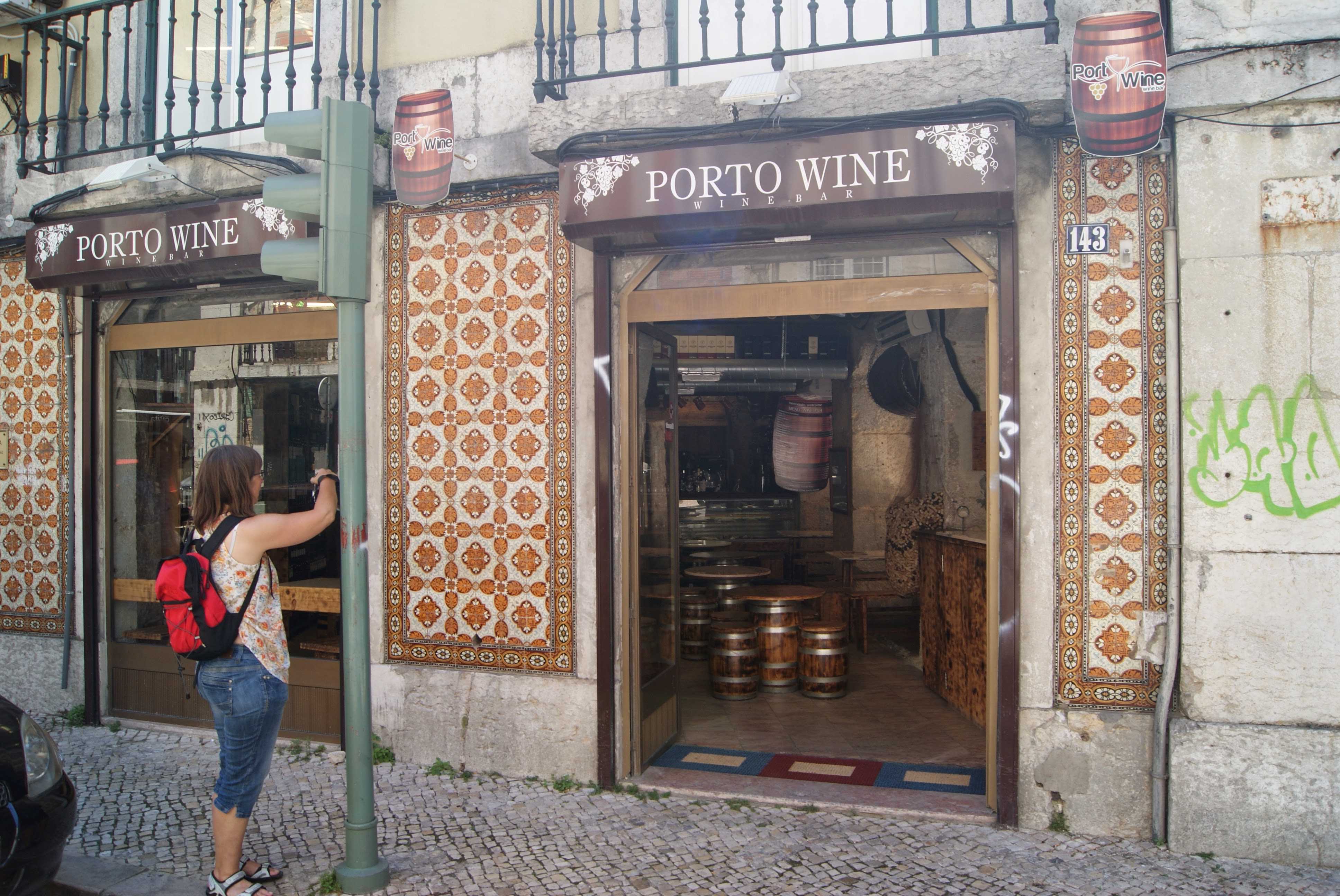 Udenfor portvinsbutikken